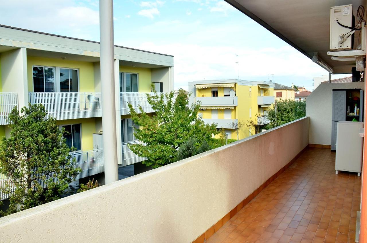 Condominio Hermann Bibione Exterior foto